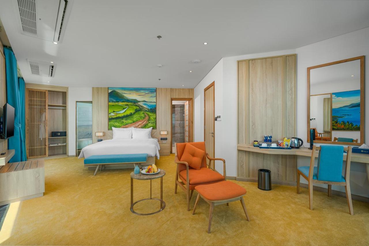 Sala Grand Tuyhoa Hotel Tuy Hoa Exteriör bild